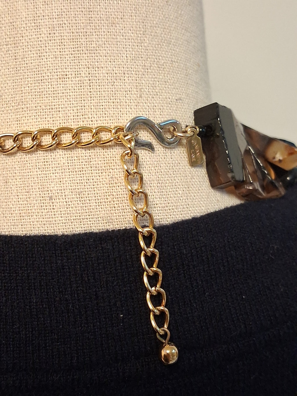 Stenhalsband av Kenneth Jay Lane